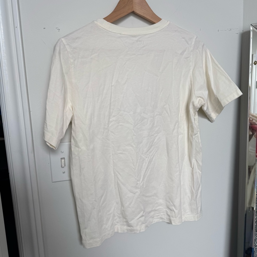 Uniqlo Cat Graphic Tee | Vintage-Inspired Floral Print T-Shirt | White Shirt M - Picture 7 of 7